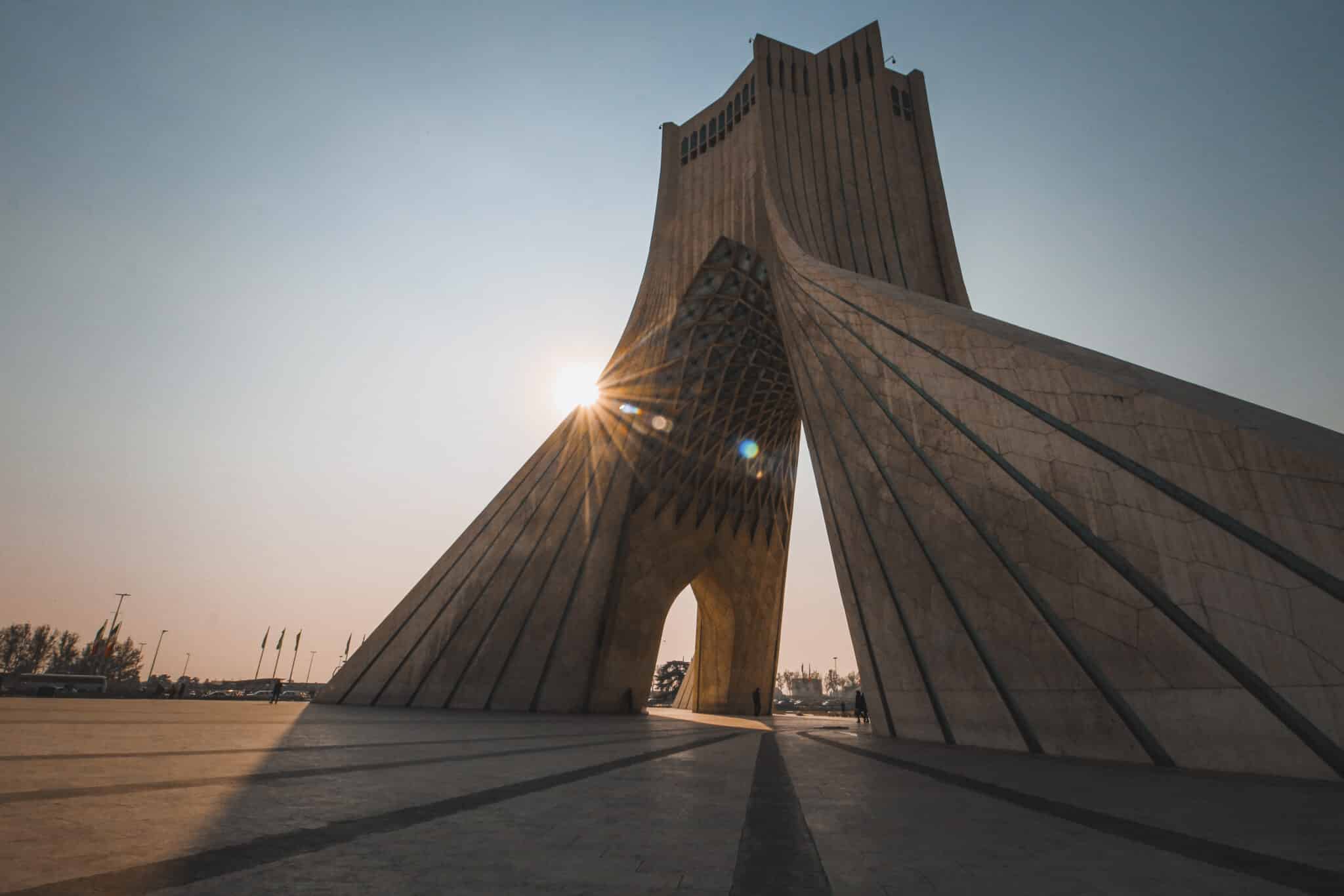 שער מגדל אזאדי - איראן